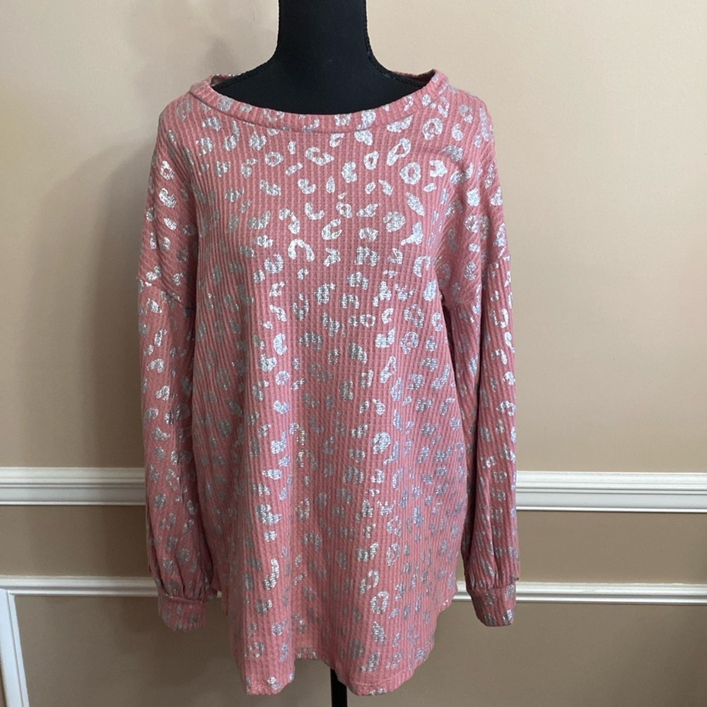 Macaron Long Sleeved Top P2P 22” NWOT